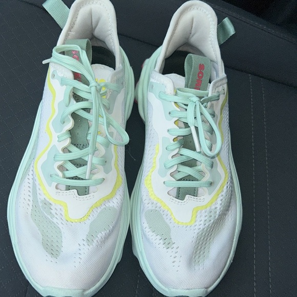 Sorel Athletic Sneakers Size 6.5 - Picture 1 of 4